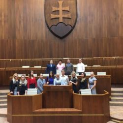Študenti FP PEVŠ navštívili Národnú radu Slovenskej republiky