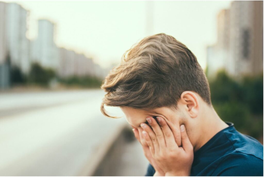 mu je psychicky vyčerpaný